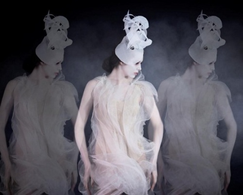 Andreea Postelnicu Stoian // Evanescent