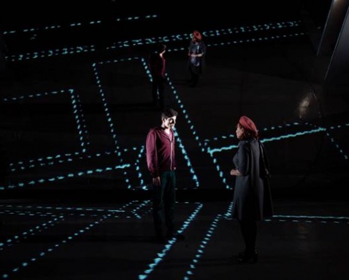 O întâmplare ciudată cu un câine la miezul nopţii