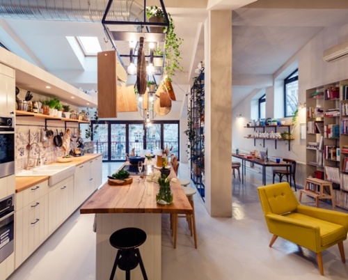 S-a deschis Mazilique Studio