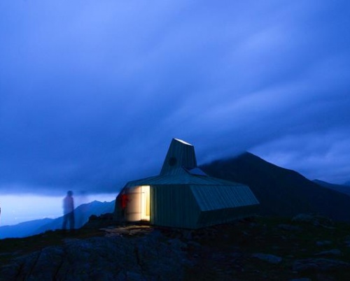 ARCHAEUS_Marius Miclăuș