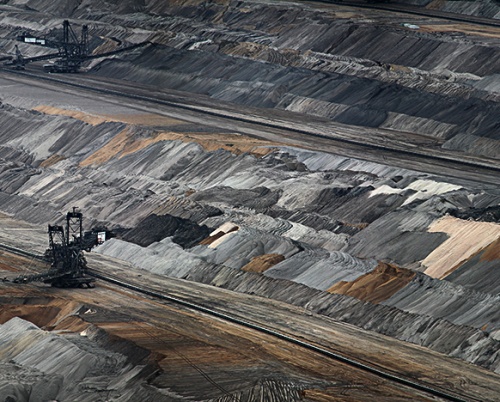 Tania Mouraud, prima expoziție personală în România