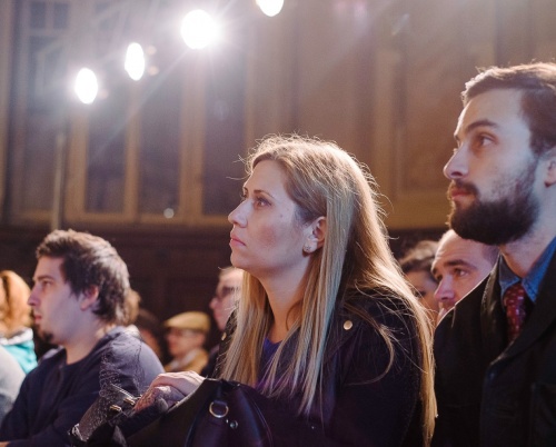 Focus Grup Teatru//Film - Un lung șir de compromisuri  