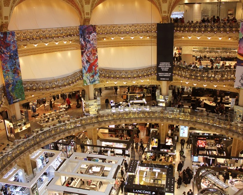 Premieră: Murmur, prezent în Galeriile Lafayette din Paris