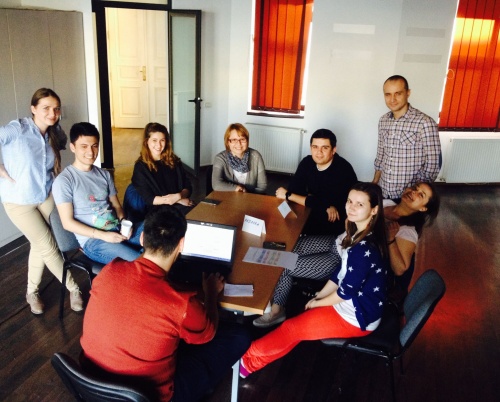 Încep înscrierile la Şcoala IAA de Marketing şi Comunicare