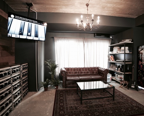 DjSuperStore // The Performers