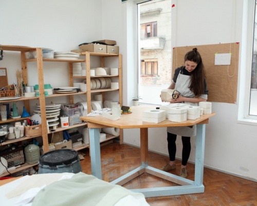 CREATIVE CRIBS #1 / Mădălina Teler