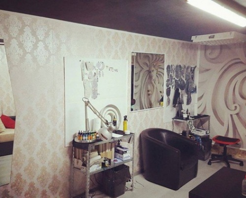 CREATIVE CRIBS #4 / Ioana Neguțu, tattoo artist