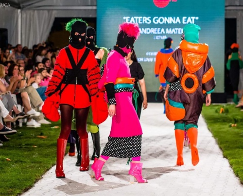 Andreea Matei // Eaters gonna eat 