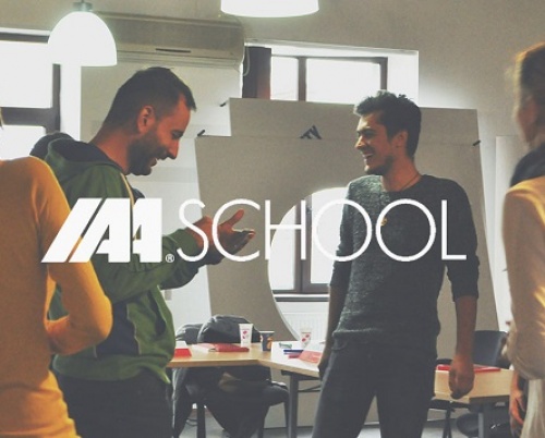 Școala IAA își schimbă straiele și vă invită la o nouă sesiune de cursuri