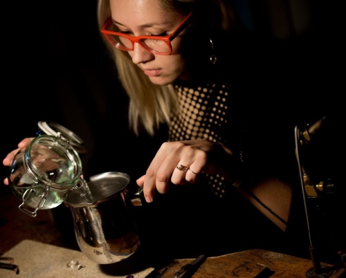 Asociația creatorilor de bijuterie care face toate eforturile pentru viitorul strălucit al acestei industrii