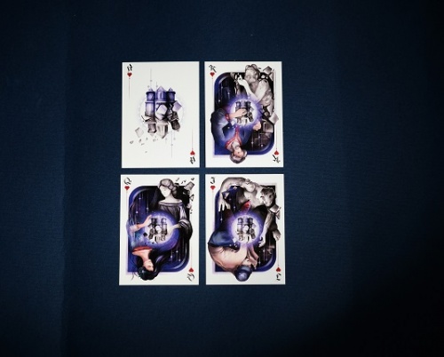 MIHAELA RĂILEANU // CĂRȚI DE JOC SACRU ȘI PROFAN. INTERPRETAREA SIMBOLURILOR SACRE PRIN ELEMENTE VIZUALE DESTINATE FORMATELOR MICI