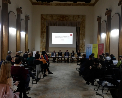 Proiectul „Conversaţii neterminate asupra importanţei absenţei" reprezintă România la Biennale di Venezia 2019