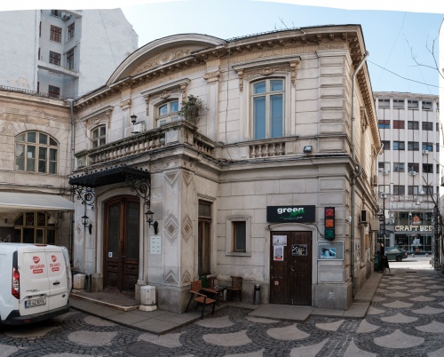 La pas prin cartier: Green Hours înseamnă jazz, teatru şi socializare