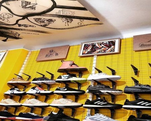 STEAL.RO // CUSTOM FOOTWEAR