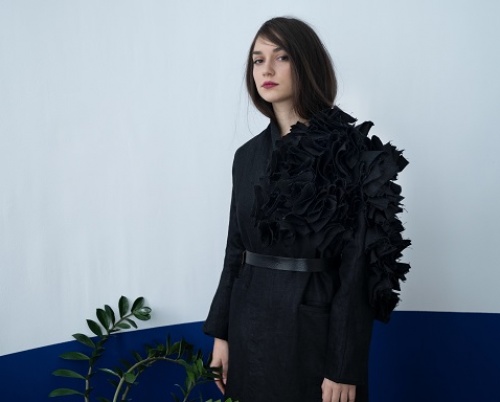 CARMEN SECĂREANU & FANDACSIA & ROXANA DAVIDESCU // VISÂND LA VARĂ