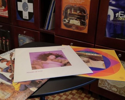 PURE INDIE RECORDS // VINYL ARTWORK COVERS EXHIBITION 