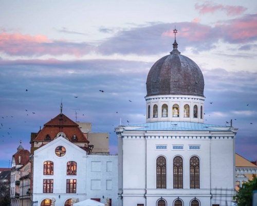   SoNoRo Conac propune o vară „À la française”