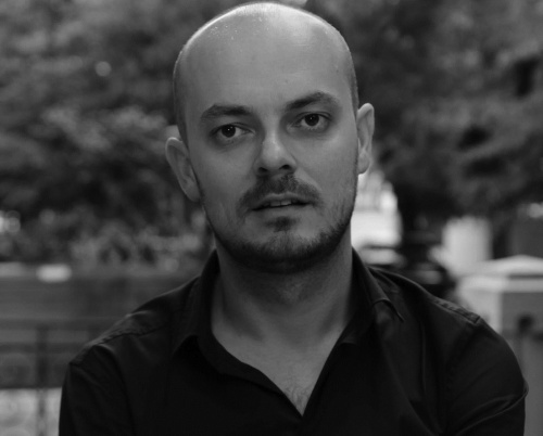 Attila Kim: La DIPLOMA 2019 am încercat să creăm un cadru scenografic monumental prin care şi lucrările prind un aer mai special