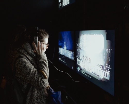 S-a încheiat prima ediție a expoziției BINAR, care a prezentat o radiografie a inițiativelor românești la granița dintre artă și tehnologie 