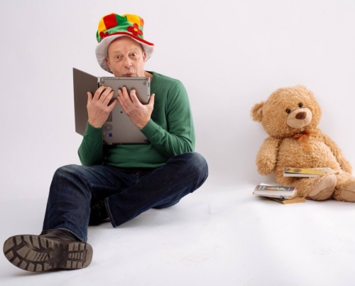 UNDERCLOUD: Performance-lectură, spectacole online, best of și program special pentru copii