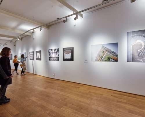 „FAR | 12 fotografi de arhitectură din România”, 1-9 august, Cluj-Napoca