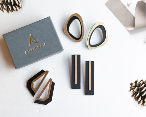 Experiențe împachetate în hârtie de cadou la Târgul de Crăciun online al freelancerilor, organizat de NO.MAD Talks