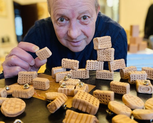 Mărțisoare pentru construcția teatrului independent Grivița 53