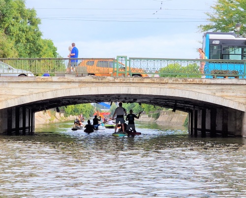 Dâmbovița Delivery – râul dialoghează cu orașul