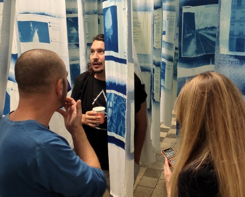 Instalația Share, Tag or Dye Again, în cinci orașe și două țări în 2023