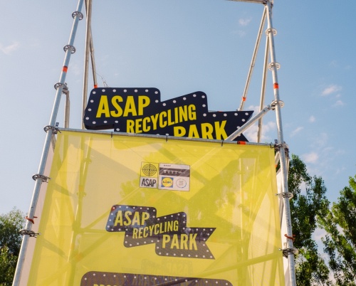 Peste 18.000 de persoane s-au distrat, au reciclat și au câștigat premii  din partea ASAP România la Electric Castle