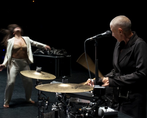 Despre Mercedes máis eu, cu creatoarele lui: „Corpul are muzica în el”