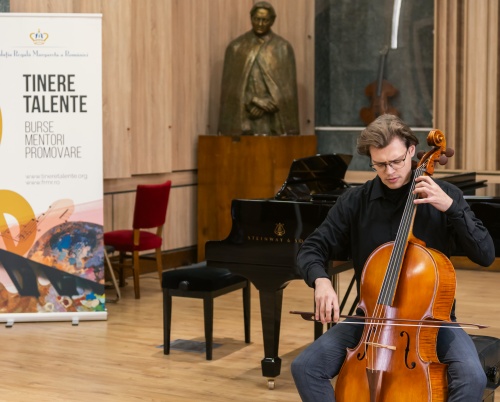 30 de tineri artiști selectați pentru a primi bursa Tinere Talente oferită de Fundația Regală Margareta a României