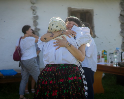 Narative Naturale - rezidențe artistice rurale în Transilvania pentru 5 artiste