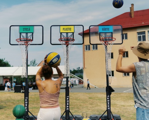 Jocurile pe tema reciclării au garantat distracția în parcul eco ASAP Recycling Park făcut în parteneriat cu Lidl România, de la Electric Castle