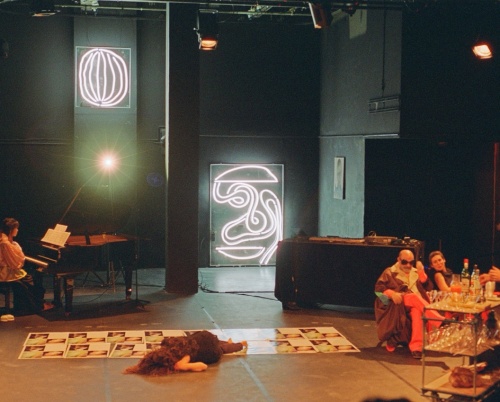 APEL DESCHIS Unschool of Curating #7: The Art of Chaos, cu Raimundas Malašauskas, la Cluj-Napoca și Timișoara