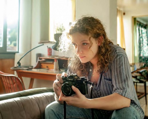 ÎN OBIECTIV - un film de Thierry de Peretti, despre fotografie și istorie, din 30 mai în cinematografe, distribuit de Independența Film